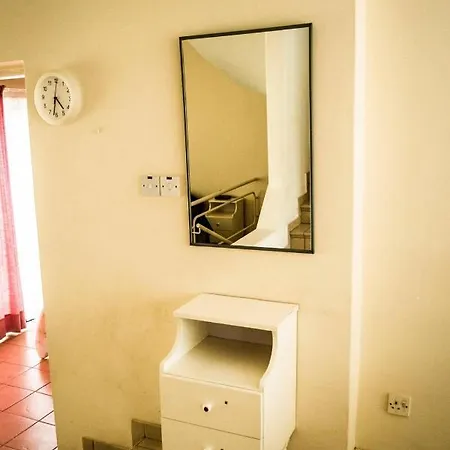 Liuda,3 Bedroom With Compool Voróklini