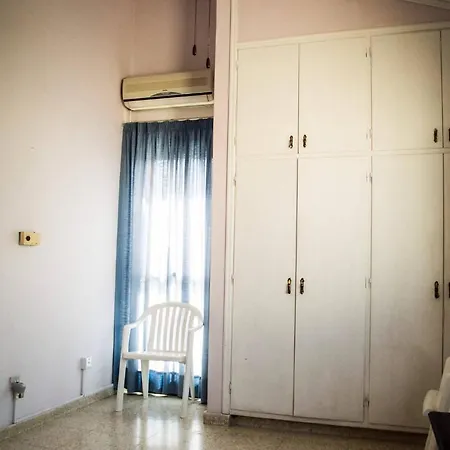 Liuda,3 Bedroom With Compool *