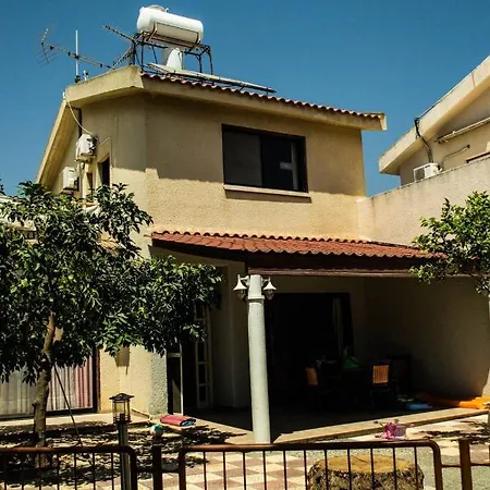Liuda,3 Bedroom With Compool * Voroklini